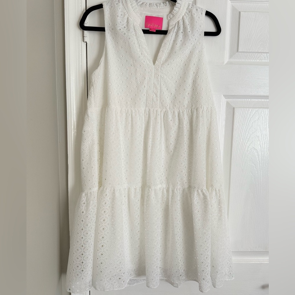 Lilly Pulitzer White Sleeveless Tiered Sundress- worn once! Size Medium